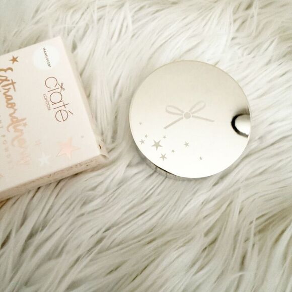 CIATE | Extraordinary Translucent Vegan Clear Setting Powder | 0.52 Oz (15g) - Picture 7 of 9